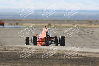 media/Oct-26-2025-CalClub SCCA (Sun) [[8ce1e69566]]/Group 6/Grapevine/